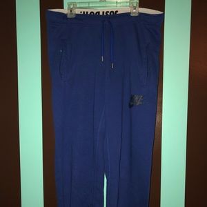 Nike Sweatpants